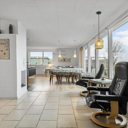 Sb112-augustenborg-dyssevaenget-4 度假居 *